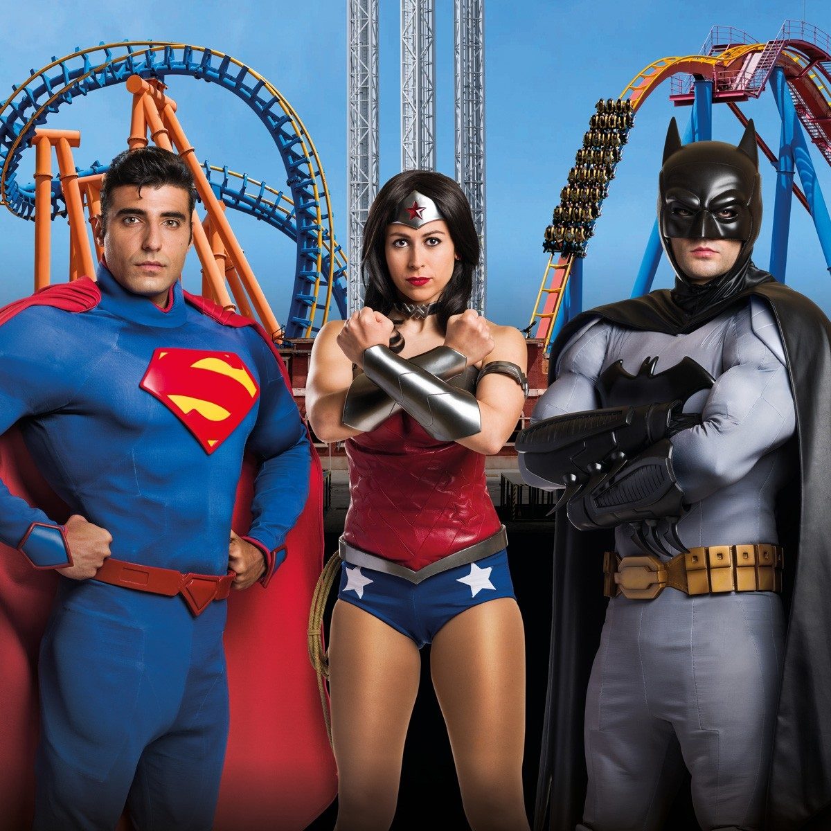 parque warner superheroes