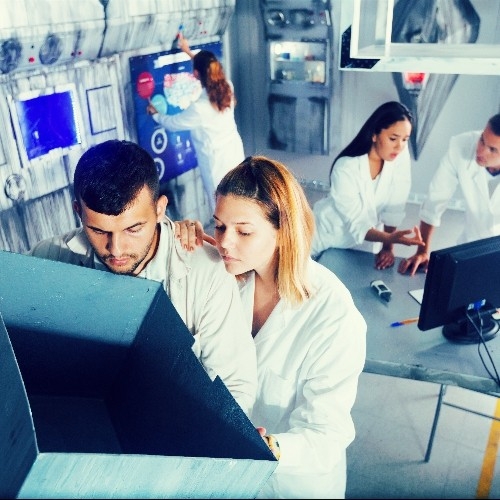 Escape Room on-line - El Robo de Enigma